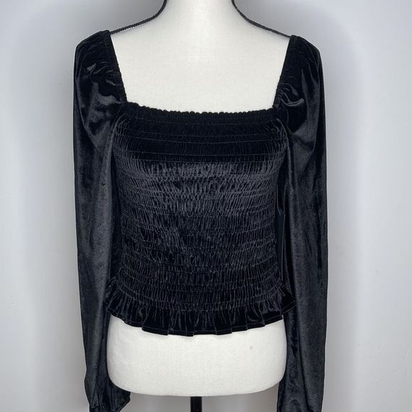 Bagatelle Top Black Velvet Smocked Long Sleeves Off the Shoulder Top - Picture 2 of 13